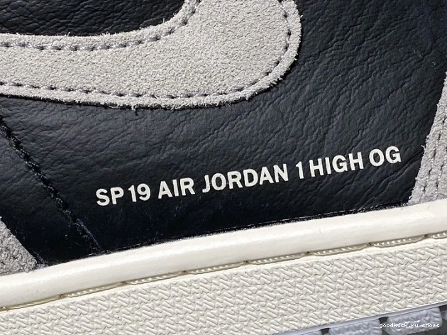 1 Air 555088-018 Retro Neutral Grey High OG Jordan 0629